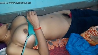 Desi Wife'S Tired Pussy Gets Satisfyingly Fucked