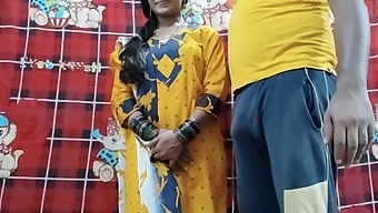 Young Punjabi Girl Enjoys Rough Sex With Her Boyfriend In Mumbai
