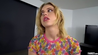 Teen Step-Sis Chloe Couture Gets Fucked By Her Step-Brother