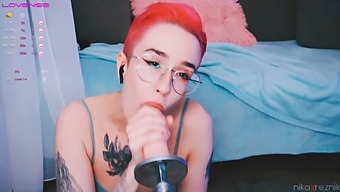 Adorable Tomboy Enjoys Oral Sex From Fuck Machine