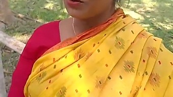 Desi Bhabi'S Hot And Sexy Story